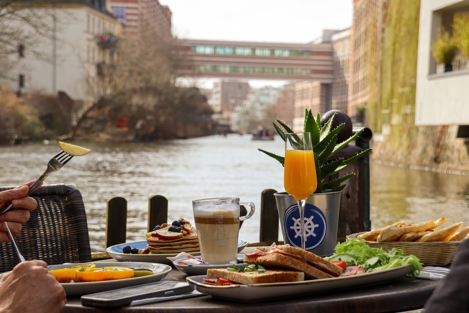 heimathafen-k-leipzig-orientalisches-restaurant-am-kanal